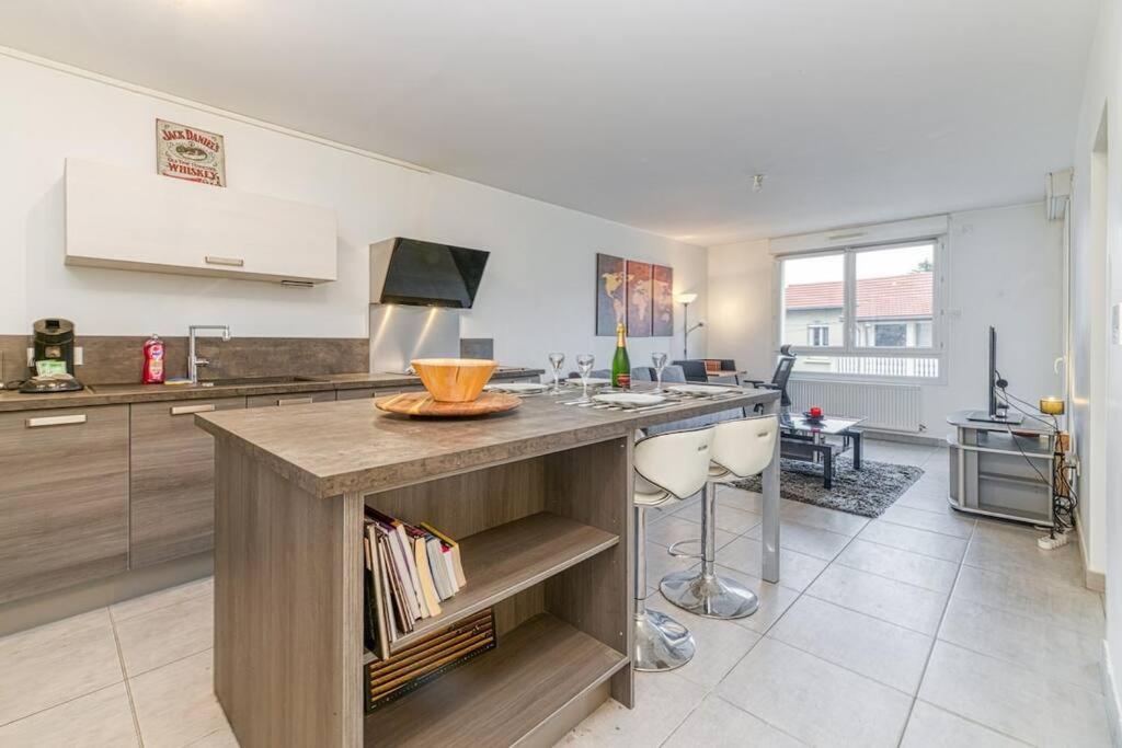 Bel Appartement-Garage Prive-Balcon-Wifi Fibre Rhut Екстериор снимка