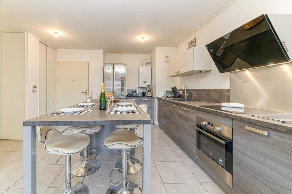 Bel Appartement-Garage Prive-Balcon-Wifi Fibre Rhut Екстериор снимка