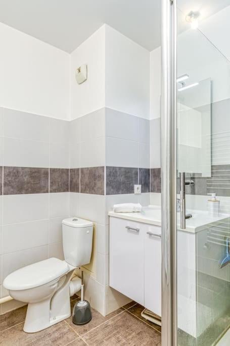 Bel Appartement-Garage Prive-Balcon-Wifi Fibre Rhut Екстериор снимка